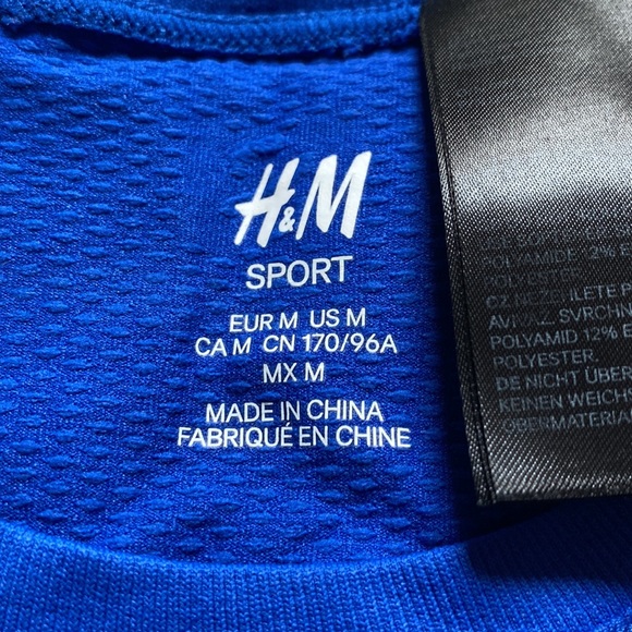 H&M Sport Cropped Top Size M - Picture 2 of 3